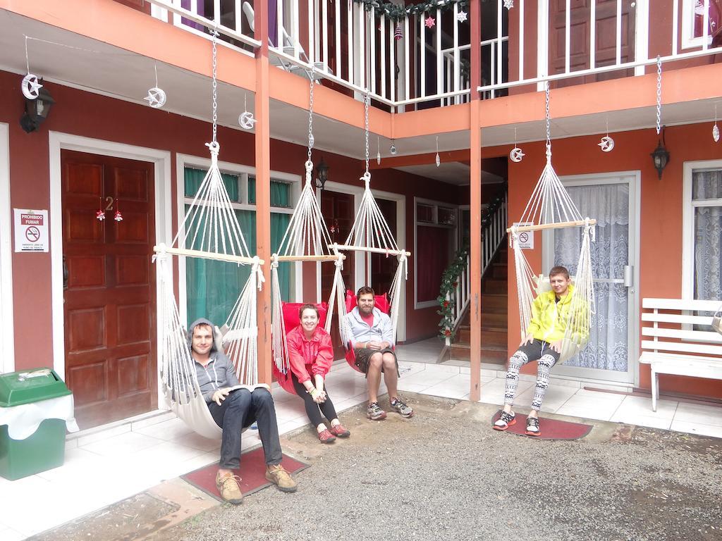 Hotel & Hostel Sloth Backpackers Monteverde Exterior foto