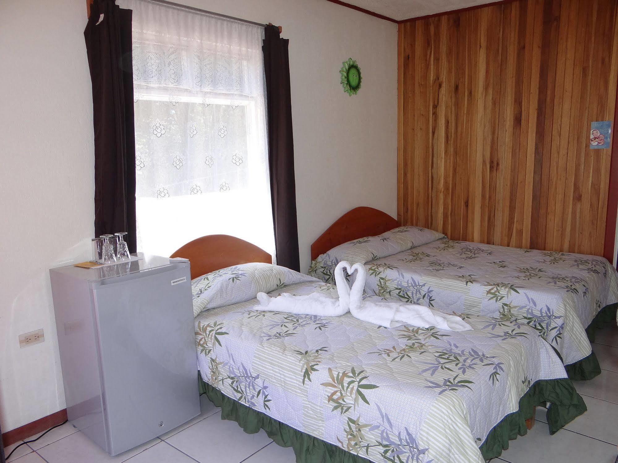 Hotel & Hostel Sloth Backpackers Monteverde Exterior foto