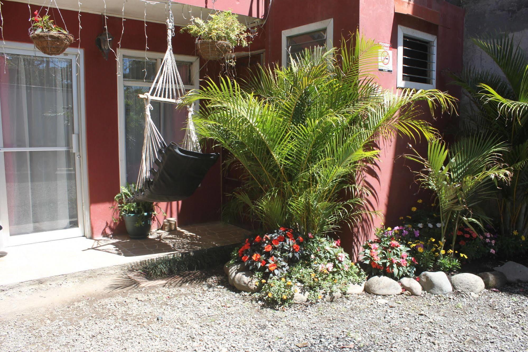 Hotel & Hostel Sloth Backpackers Monteverde Exterior foto